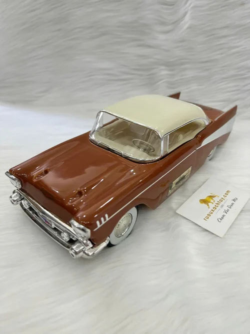 Jim Beam Whiskey 1957 Chevrolet Bel Air Brown Decanter (4)