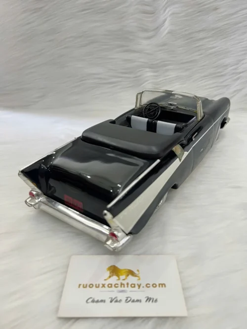 Jim Beam Whiskey 1957 Chevrolet Bel Air Convertible Black Decanter (3)