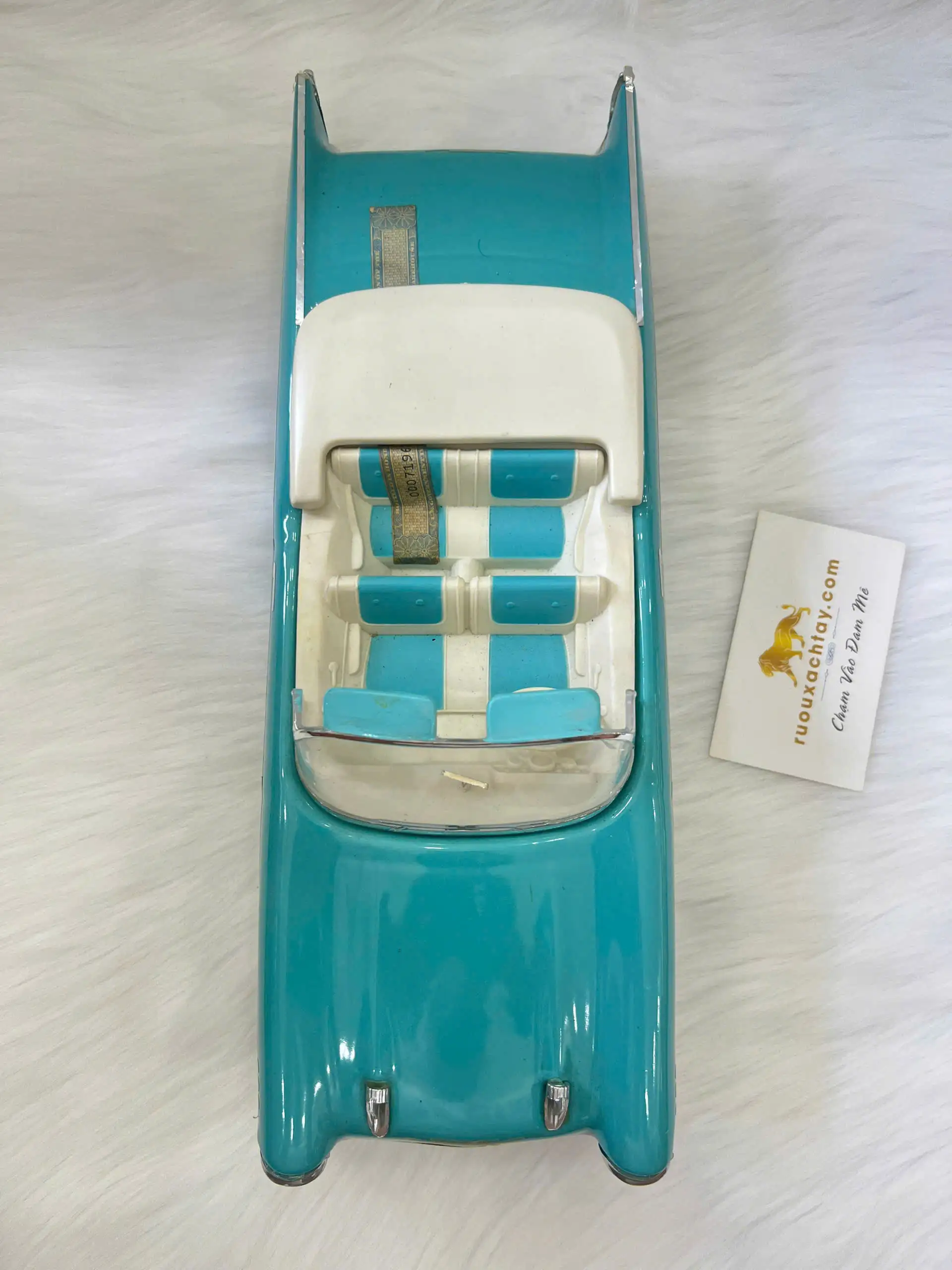 Jim Beam Whiskey 1957 Chevrolet Bel Air Convertible Decanter 4 Jim Beam Whiskey 1957 Chevrolet Bel Air Convertible Decanter (3)