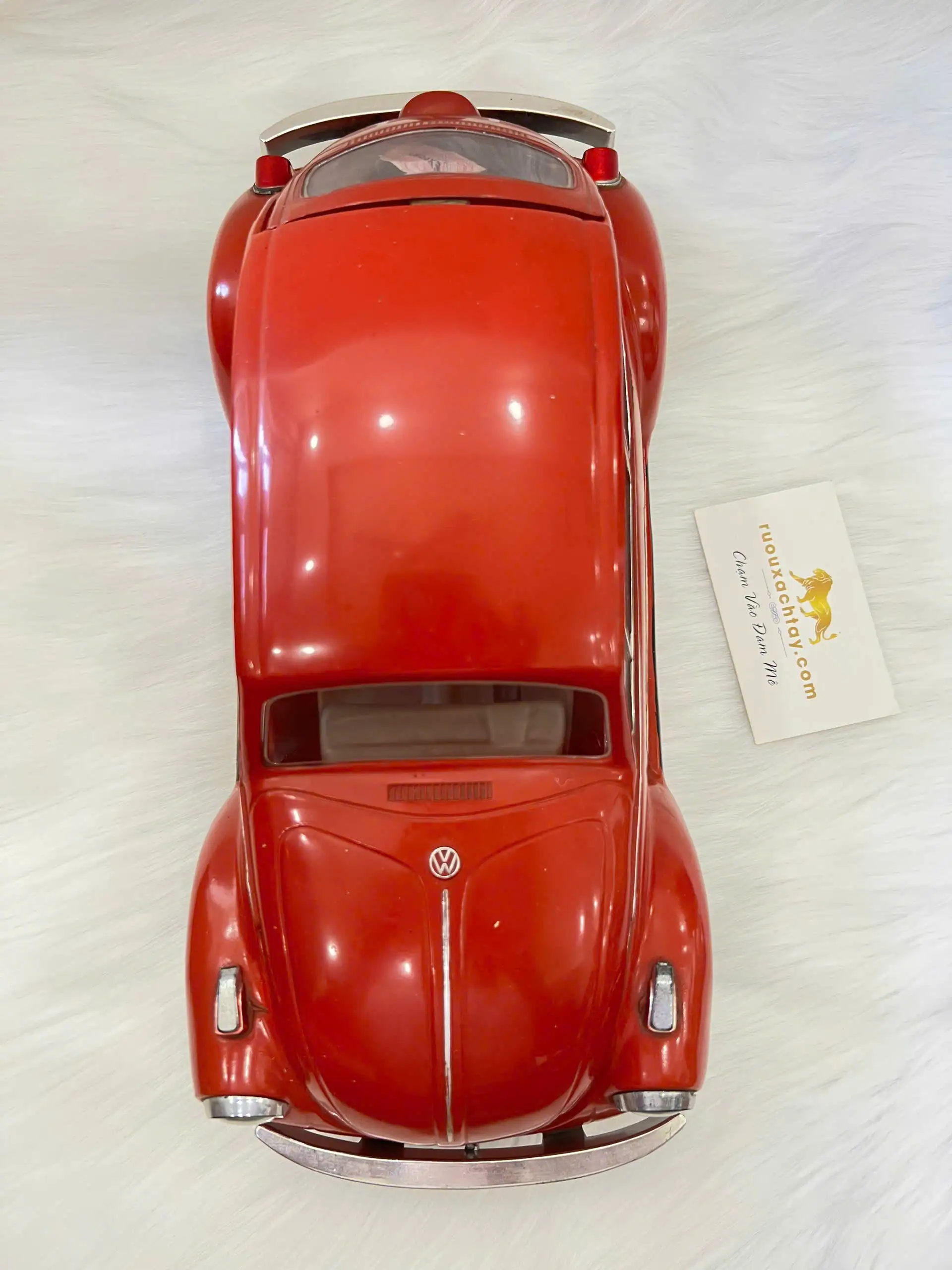 Jim Beam Whiskey Red Volkswagen VW Bug Decanter 1973 4 Jim Beam Whiskey Red Volkswagen VW Bug Decanter 1973 (2)