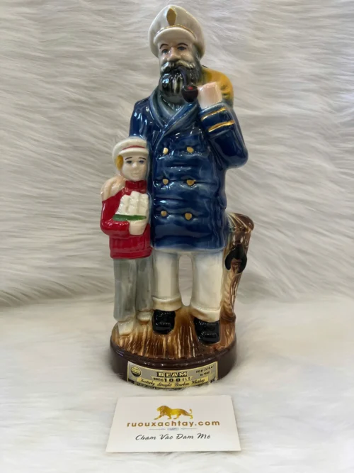 Kentucky Straight Bourbon Whiskey Beam Sailor Captain & Boy Decanter  (1)