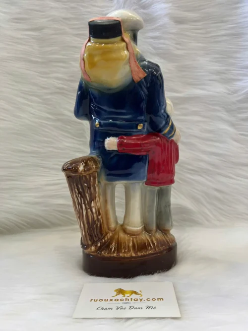 Kentucky Straight Bourbon Whiskey Beam Sailor Captain & Boy Decanter  (3)