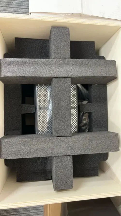 Remy Martin Cognac Louis XIII Rare Cask Black Decanter (3)