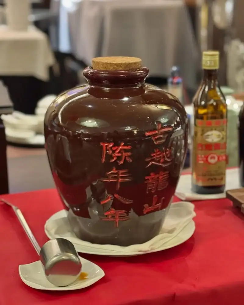 Cổ Nguyệt Long Sơn - Rượu Gạo Thiệu Hưng 8 Năm Tuổi 5000ml 8 Thưởng thức Cổ Nguyệt Long Sơn - Rượu Gạo Thiệu Hưng 8 Năm Tuổi 5000ml