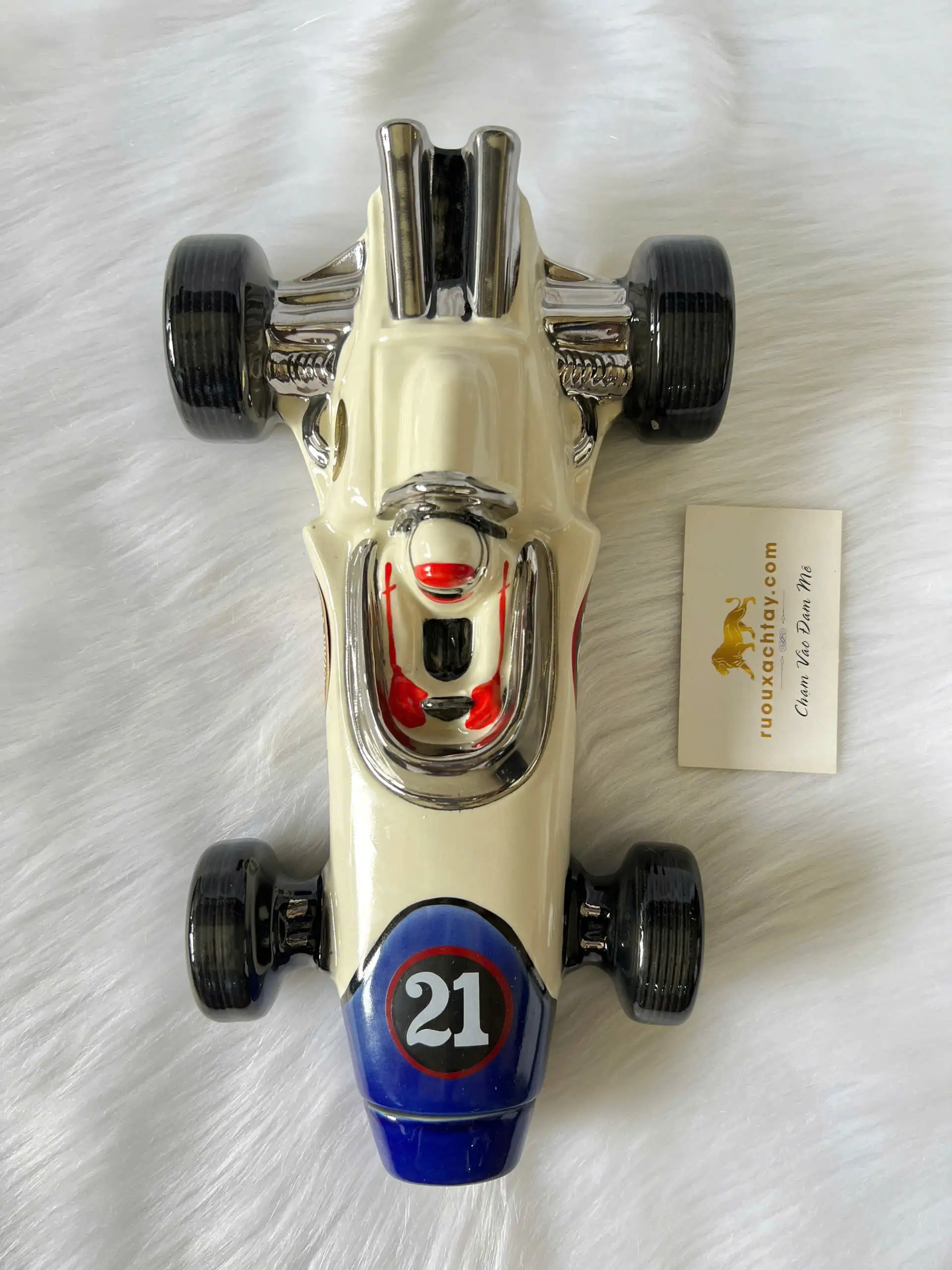 Bourbon Whiskey Ezra Brooks 155 Months Old Speedway Racer 1970 2 Bourbon Whiskey Ezra Brooks 155 Months Old Speedway Racer 1970 (2)