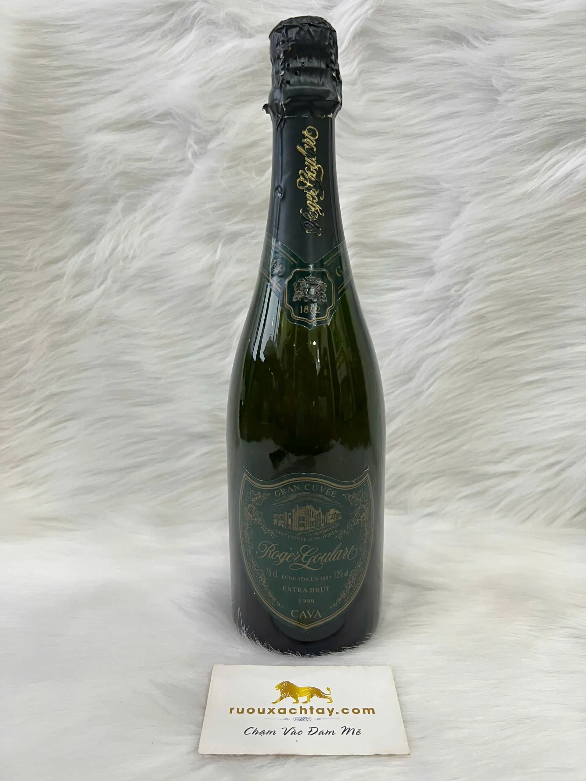 Champagne Roger Goulart Gran Cuvee Extra Brut Cava 1998 1 Champagne Roger Goulart Gran Cuvee Extra Brut Cava 1998 (1)