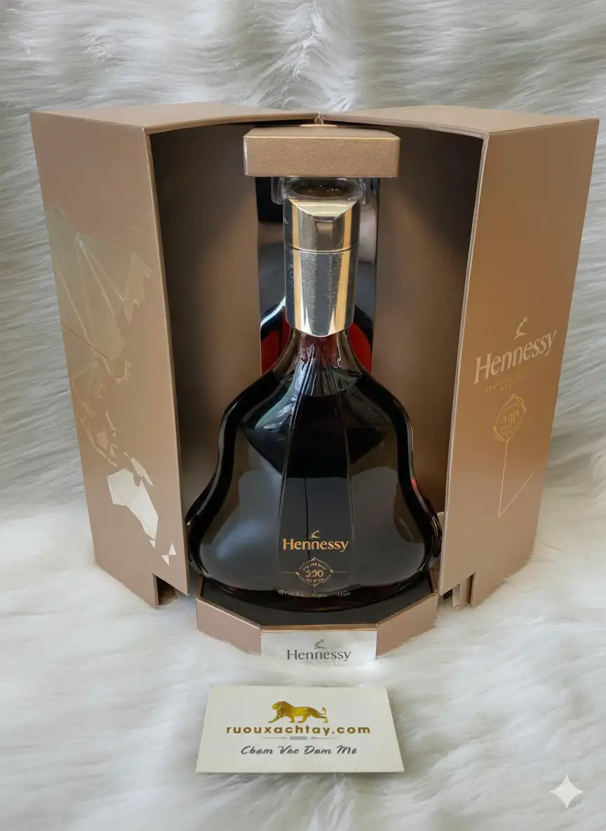 Cognac Hennessy 250th Anniversary Collector Blend 1000ml 1 Cognac Hennessy 250th Anniversary Collector Blend 1000ml (1)