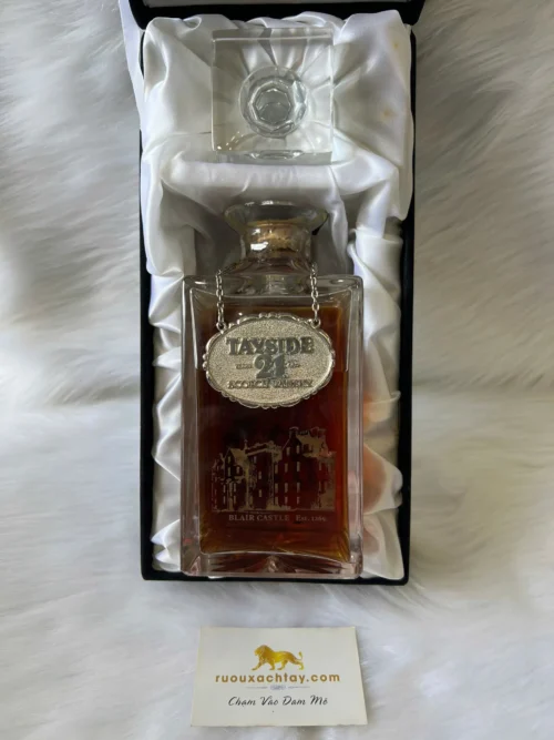 Finest Blended Scotch Tayside 21yo Blair Castle Crytal Decanter (2)