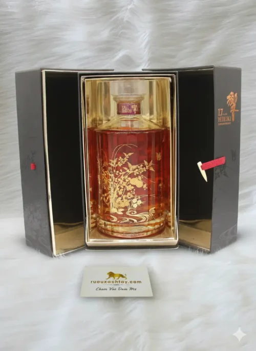 Hibiki 17 Year Old Chrysanthemum & Crane Limited Edition 2010 (1)