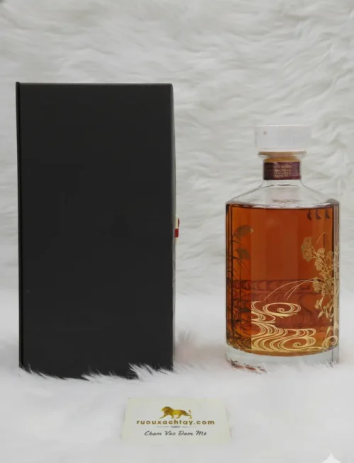Hibiki 17 Year Old Chrysanthemum & Crane Limited Edition 2010 (5)