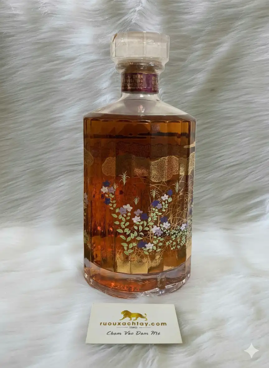 Hibiki 17 Year Old Mount Fuji Limited Release 2013 3 Hibiki 17 Year Old Mount Fuji Limited Release 2013 (3)