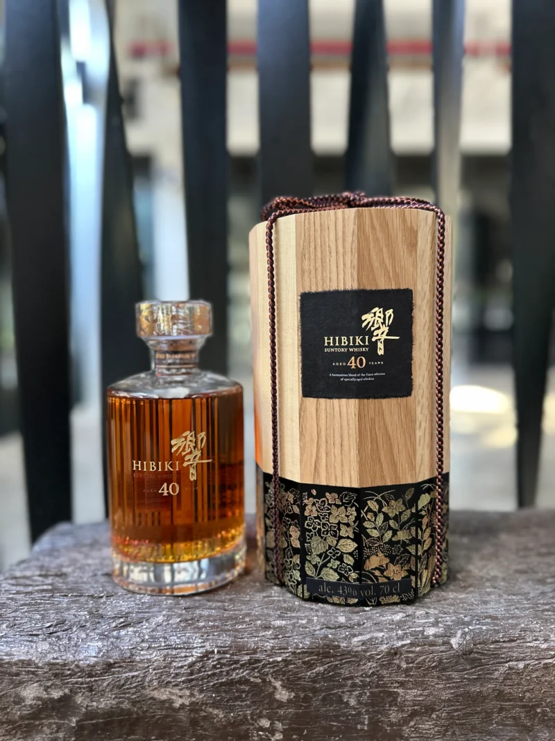 Rượu Hibiki 40 Năm - Suntory Hibiki 40yo 11 Rượu Hibiki 40 Năm - Suntory Hibiki 40yo