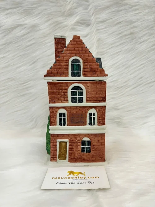 Suntory Hibiki World House Bottle Holland (1)