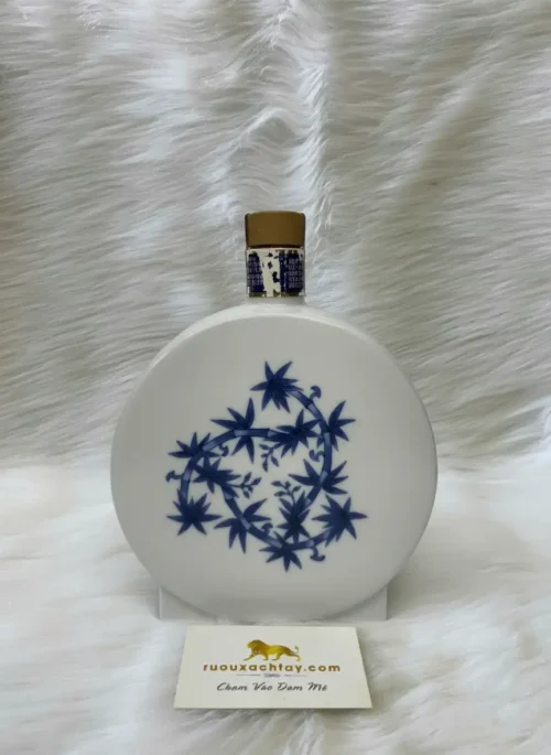 Suntory Pure Malt Whisky Yamazaki 12 Year Old Arita Ware Blue And White Bamboo Tiger (4)