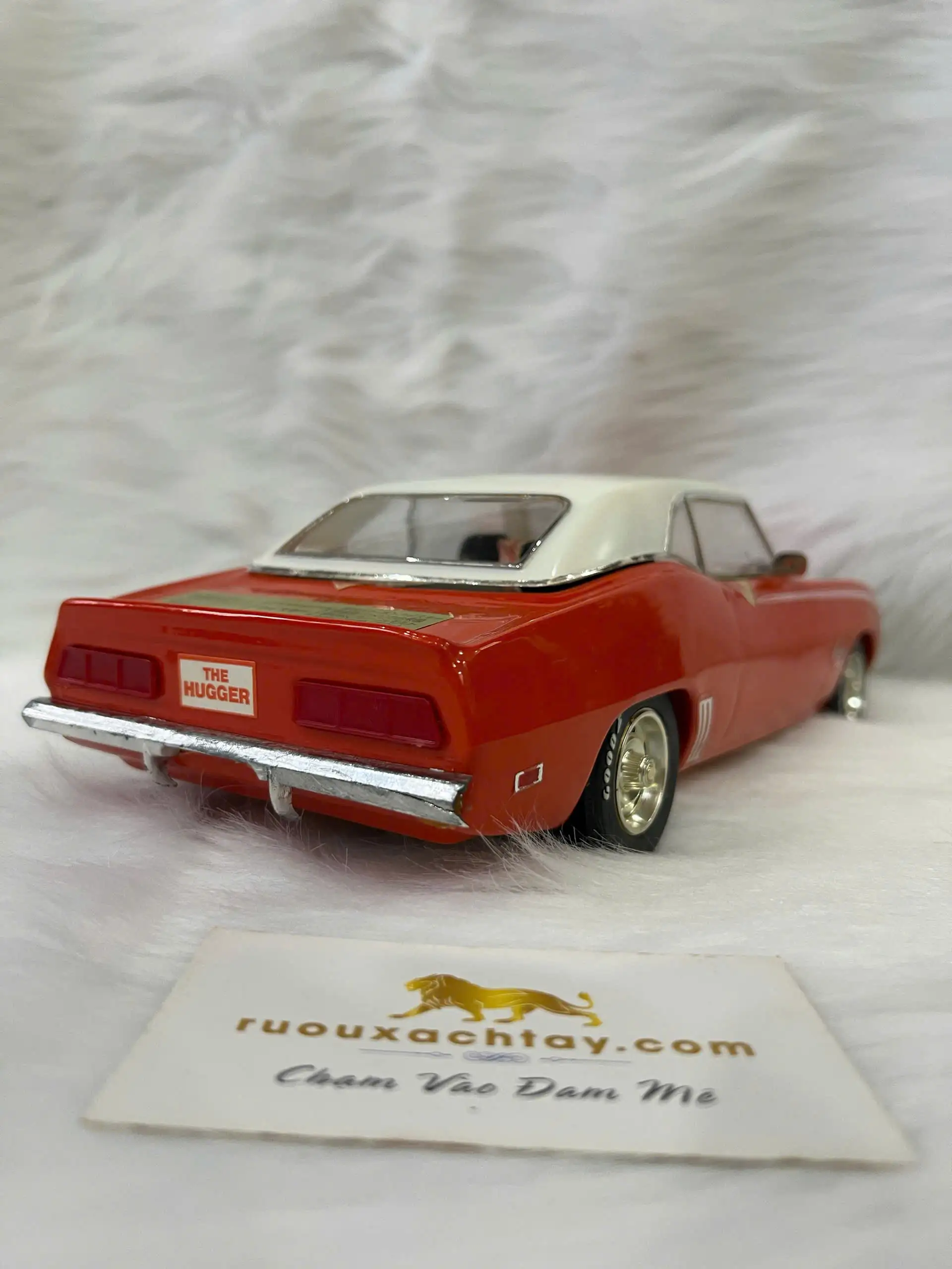 Whiskey Jim Beam 1969 Chevrolet Camaro SS 3 Whiskey Jim Beam 1969 Chevrolet Camaro SS (2)