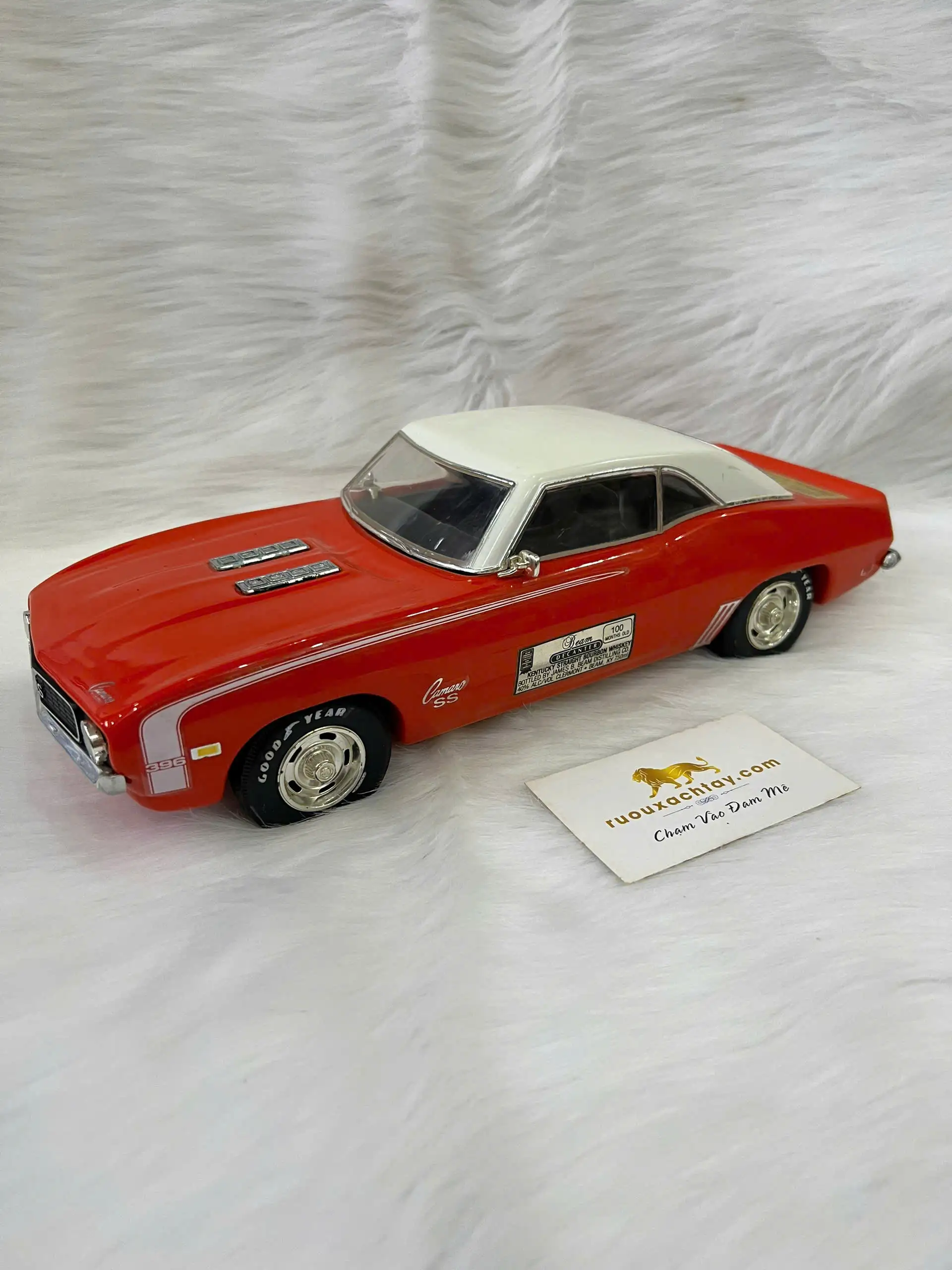 Whiskey Jim Beam 1969 Chevrolet Camaro SS 5 Whiskey Jim Beam 1969 Chevrolet Camaro SS (5)