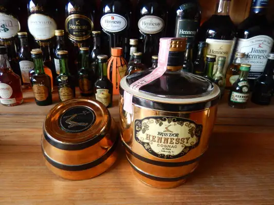 Hennessy Registered Decanter Napoleon Reserve 1