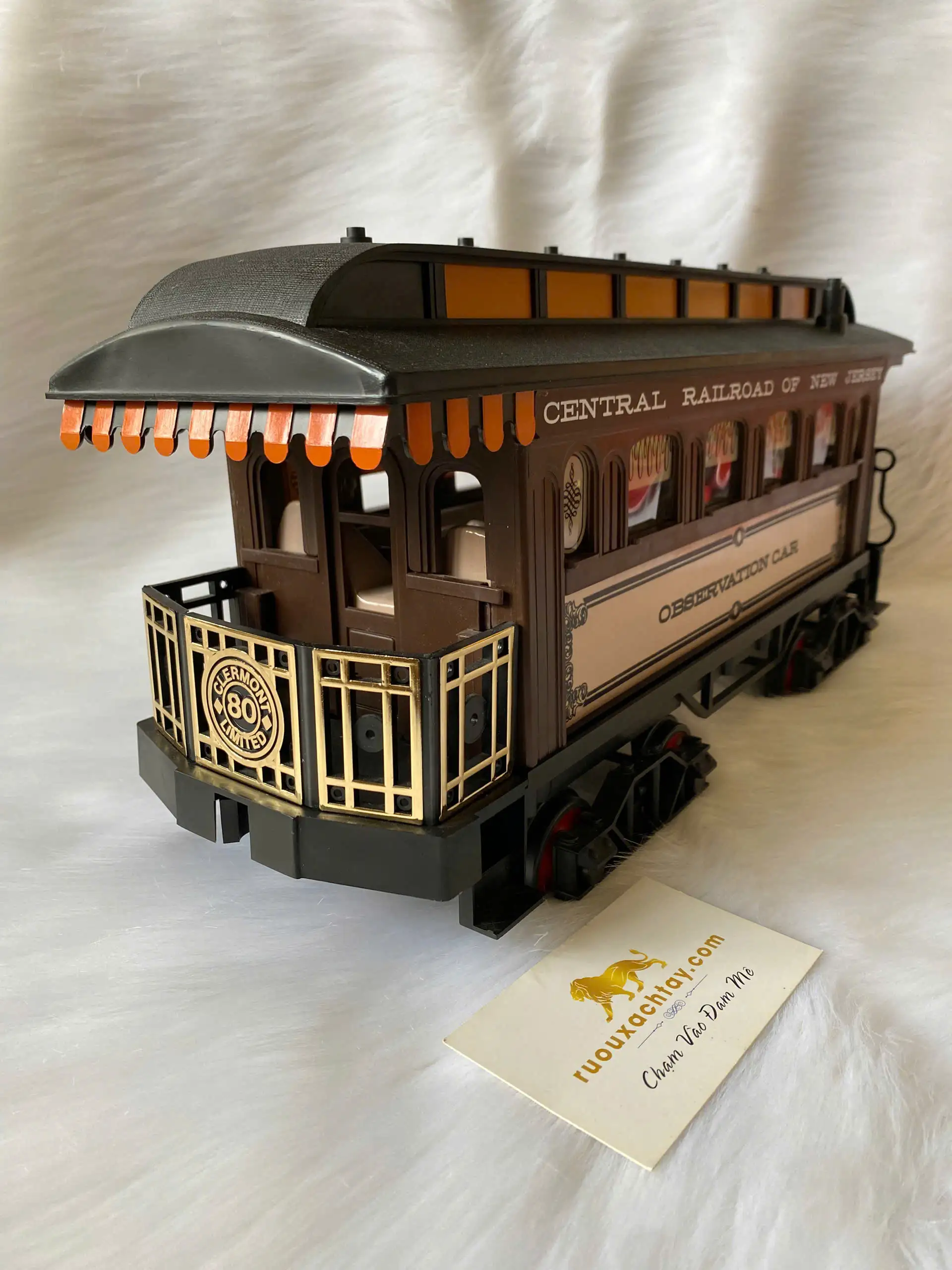 Jim Beam Central Railroad of New Jersey Observation Train Car Decanter 2 Jim Beam Central Railroad of New Jersey Observation Train Car Decanter (2)