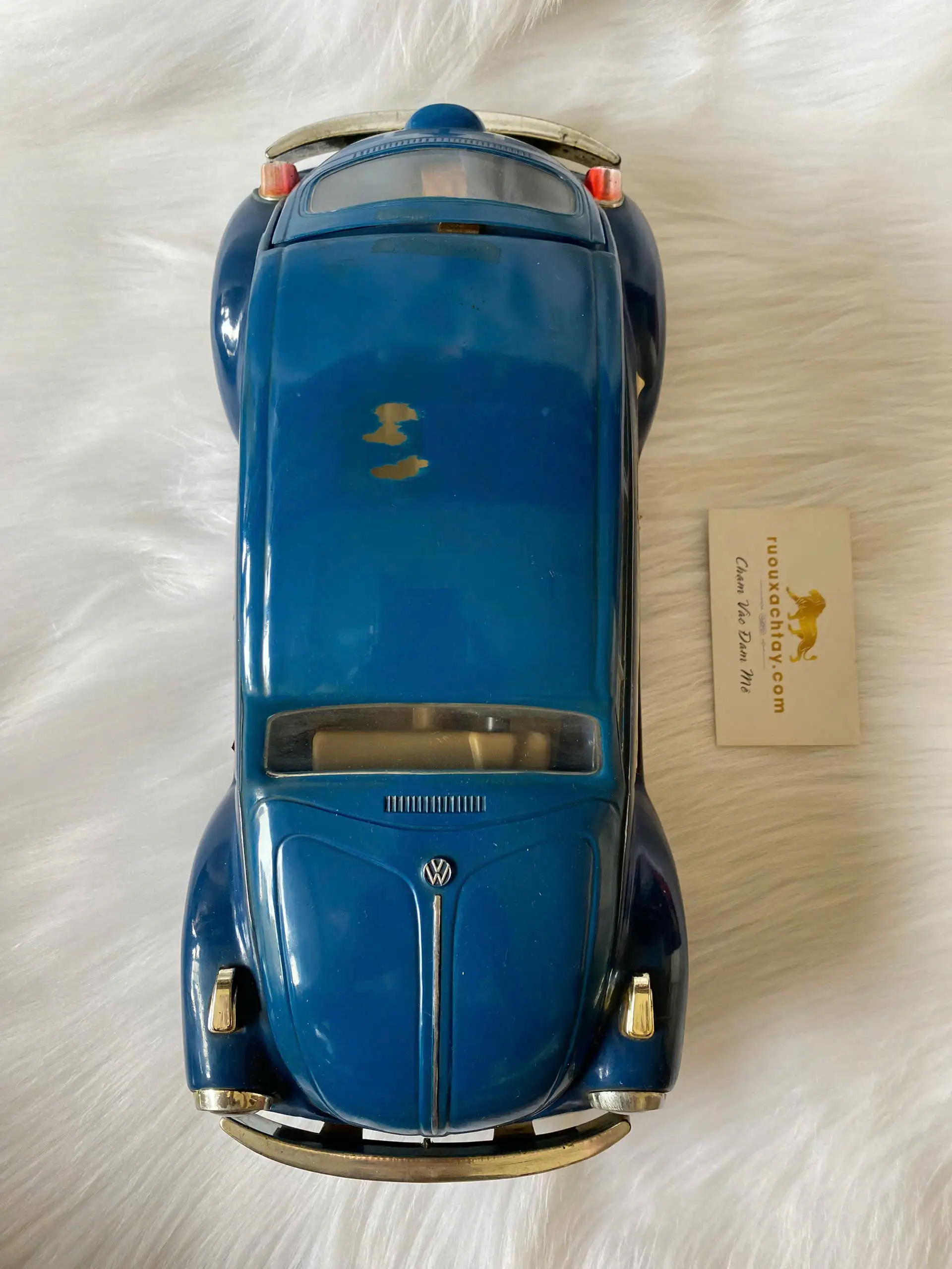 Jim Beam Whiskey Blue Volkswagen VW Bug Decanter 1973 3 Jim Beam Whiskey Blue Volkswagen VW Bug Decanter 1973 (3)