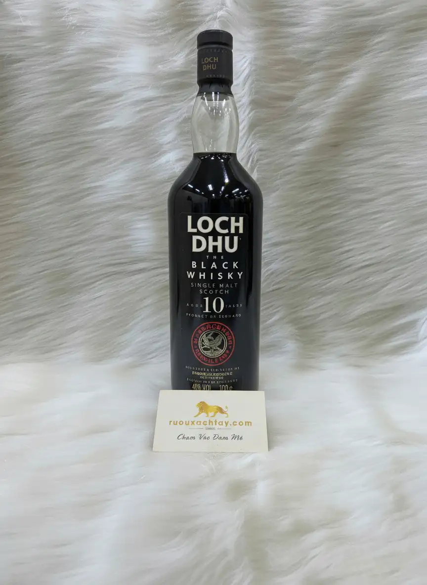 Loch Dhu 10 Years Old - The Black Whisky Single Malt Scotch 1 Loch Dhu 10 Years Old - The Black Whisky Single Malt Scotch