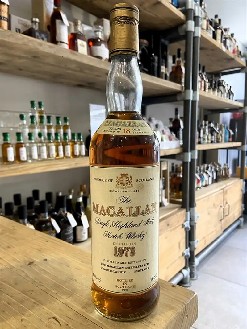 Macallan 18 Sherry Oak 1973 rất hiếm nên rất khó sở hữu