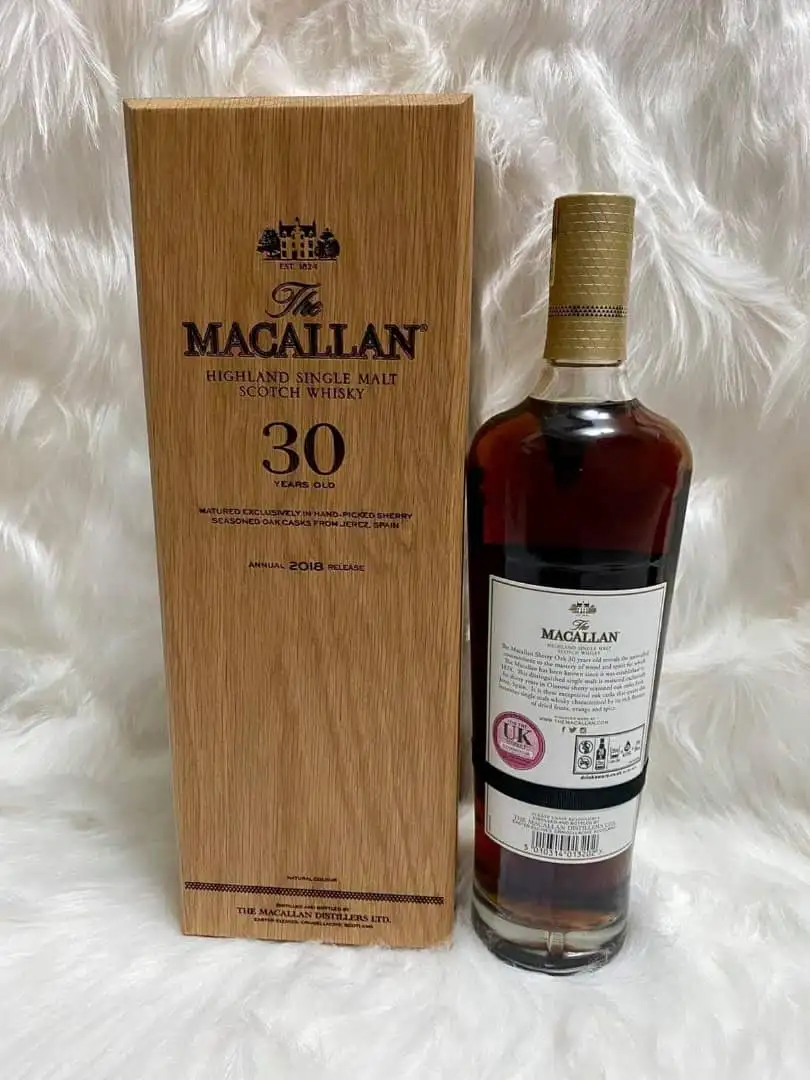 Macallan 30 Year Old Sherry Oak 2018 (Tem Đỏ UK) 2 Macallan 30 Year Old Sherry Oak 2018 (Tem Đỏ UK) (2)