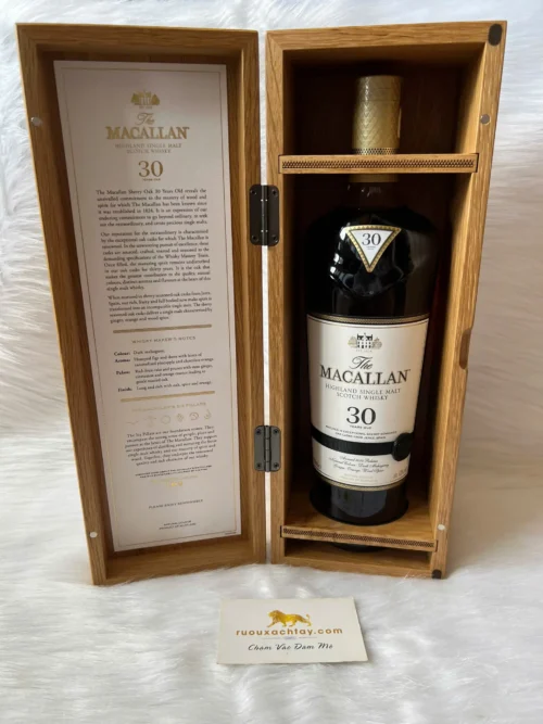 Macallan 30 Year Old Sherry Oak Highland Single Malt Scotch Whisky 2024 (5)