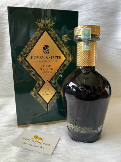Rượu Chivas Royal Salute 62 Gun Salute Collection - The Peated Reserve (3)