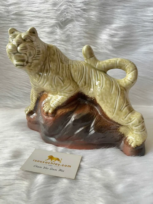 Cửa Hàng Rượu Chivas, 12 Chivas 18, Chivas 21 Xách Tay Uy Tín Tại TP.HCM 30 Sake Nhật Kikusui Kỷ Niệm Năm Dần 900ml (3)