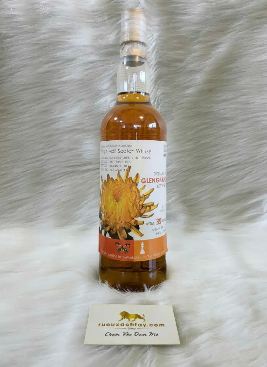 Single Malt Scotch Whisky Glen Grant 39 Years - Three Rivers 1 Single Malt Scotch Whisky Glen Grant 39 Years - Three Rivers