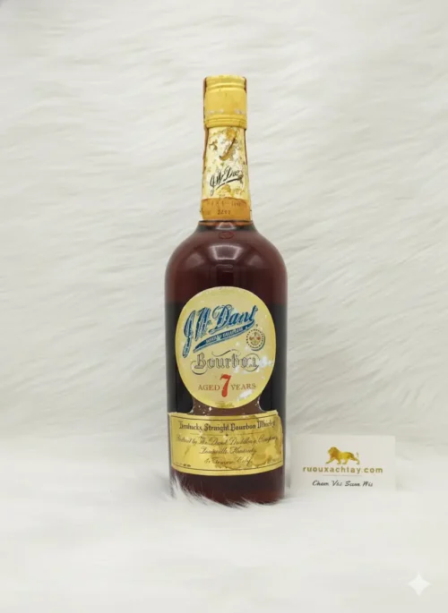J.W. Dant 7YO Kentucky Straight Bourbon Whiskey - Distilled 1962 Bottled 1969