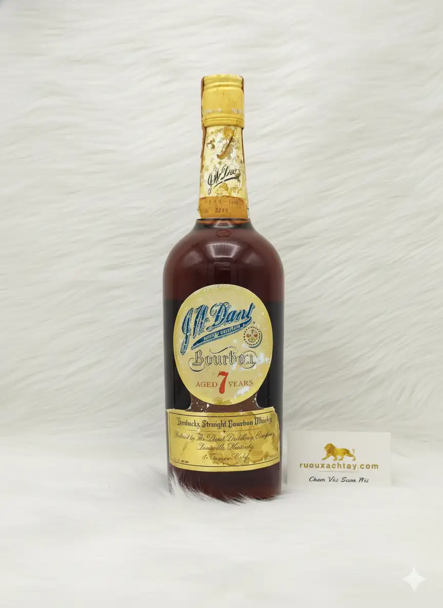 J.W. Dant 7YO Kentucky Straight Bourbon Whiskey - Distilled 1962 / Bottled 1969 1 J.W. Dant 7YO Kentucky Straight Bourbon Whiskey - Distilled 1962 Bottled 1969