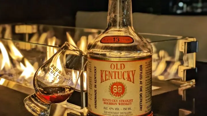 Old Kentucky 13 Years No_88 Kentucky Straight Bourbon Whiskey 2 Old-Kentucky-No.-88-Bourbon