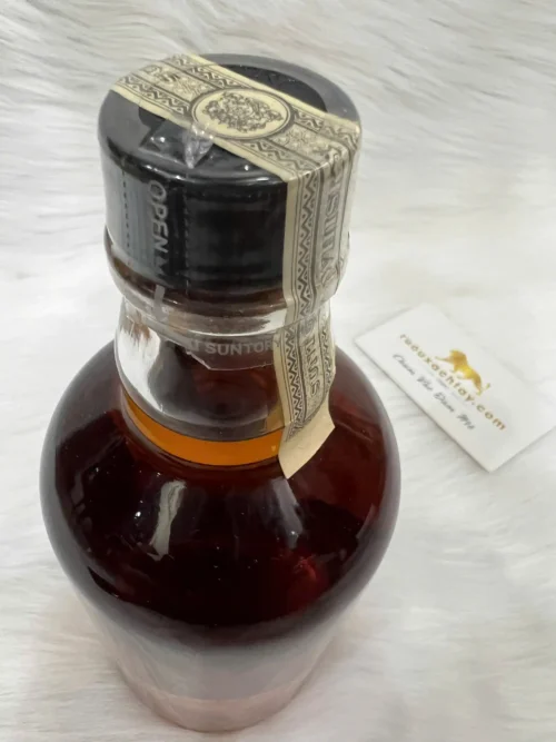 Suntory Pure Malt Whisky 7 năm - White Label (3)