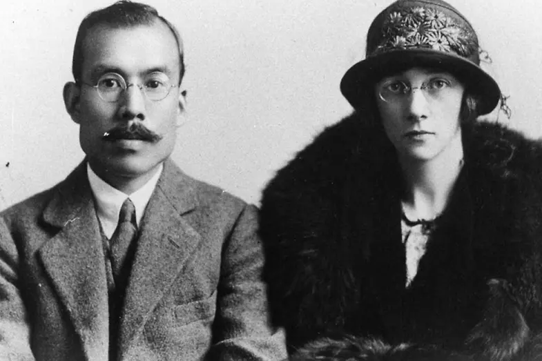 Cha đẻ của rượu whisky Nhật Bản: Masataka Taketsuru và vợ người Scotland của ông, Jessie Roberta, thường được gọi là "Rita".