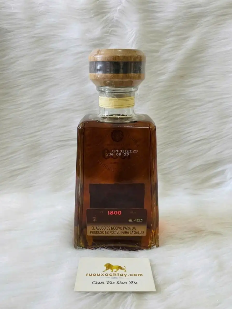1800 Edicion del Nuevo Milenio Gran Reserva Tequila Anejo Bottled 2000 6 1800 Edicion del Nuevo Milenio Gran Reserva Tequila Anejo Bottled 2000 (6)