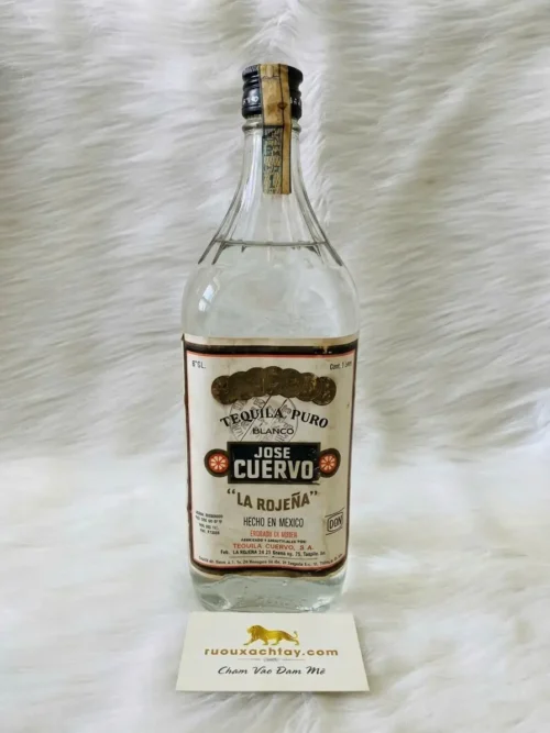 1970's Tequila Jose Cuervo Blanco La Rojena (1 Litre) (1)