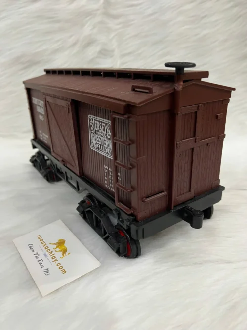 1980’s Jim Beam Jersey and Western Box Car Train Decanter (2)