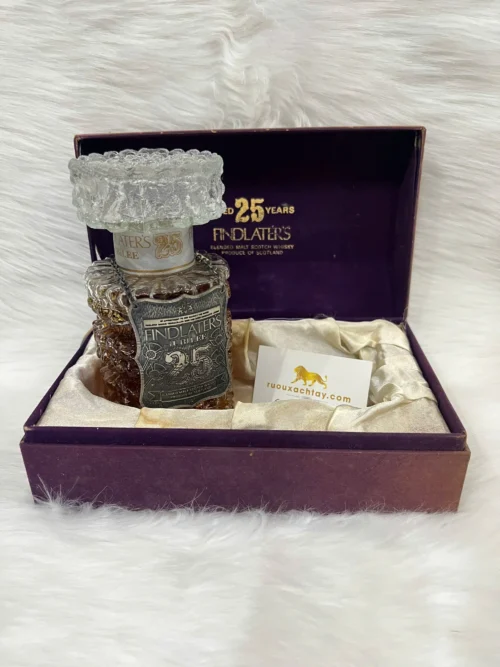 Blended Malt Scotch Whisky Findlater's 25 Years Jubilee (2)