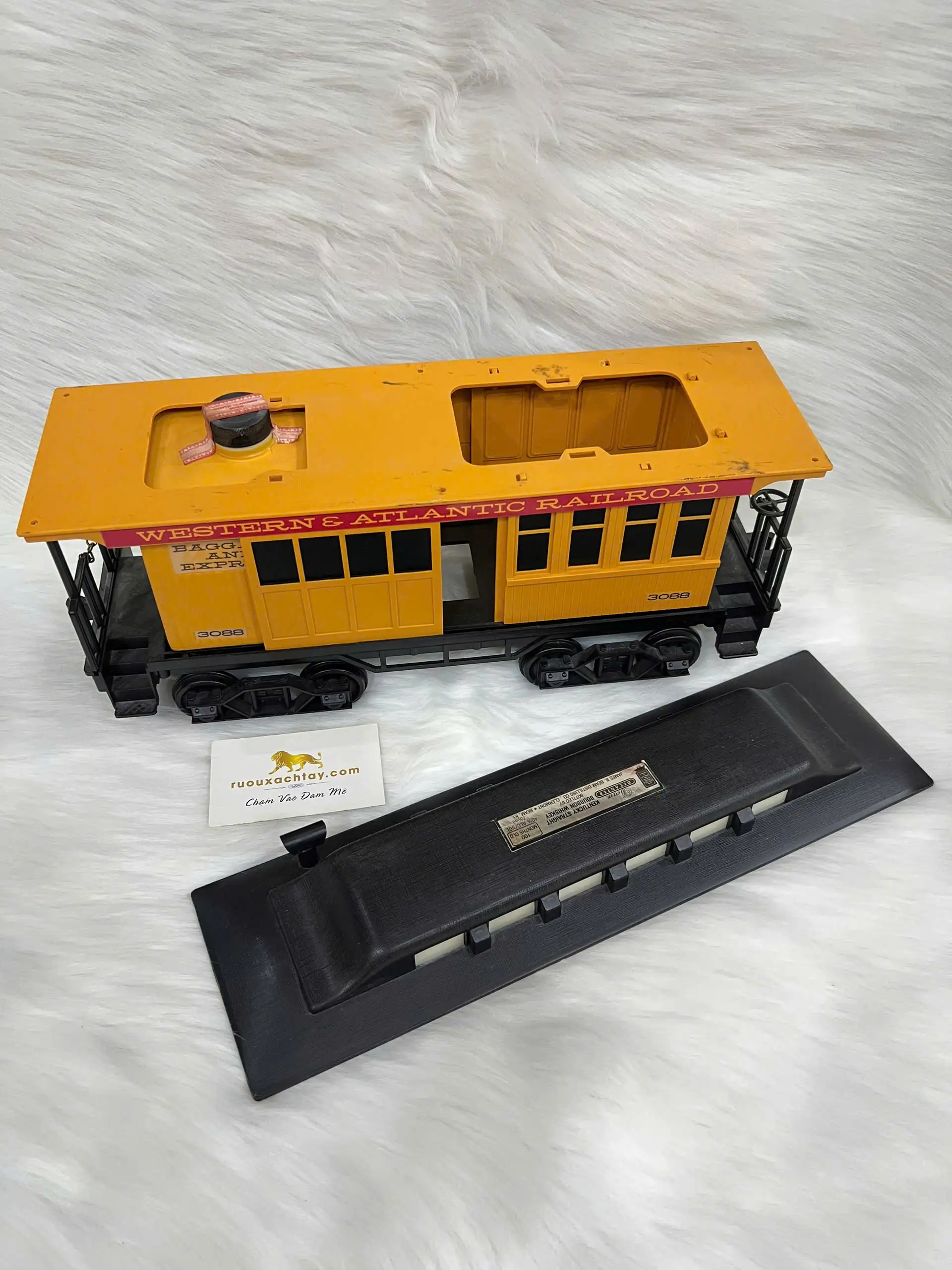 Jim Beam Western & Atlantic Railroad Combination Car 3 Jim Beam Western & Atlantic Railroad Combination Car (3)