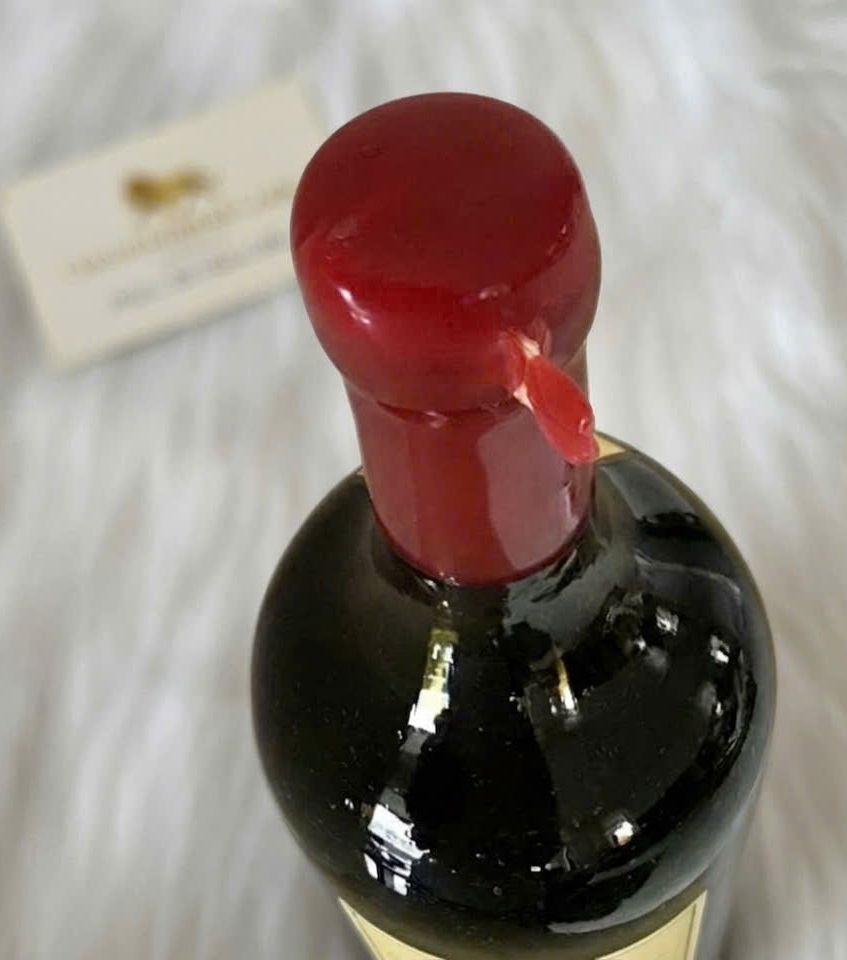 Jose Cuervo Tequila Extra Anejo Reserva De La Familia - Released 1998 5 Jose Cuervo Tequila Extra Anejo Reserva De La Familia - Released 1998 (5)