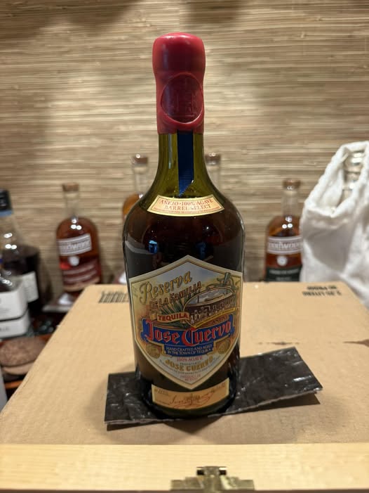 Jose Cuervo Tequila Extra Anejo Reserva De La Familia - Released 1998 12 Jose Cuervo Tequila Extra Anejo Reserva De La Familia - Released 1998