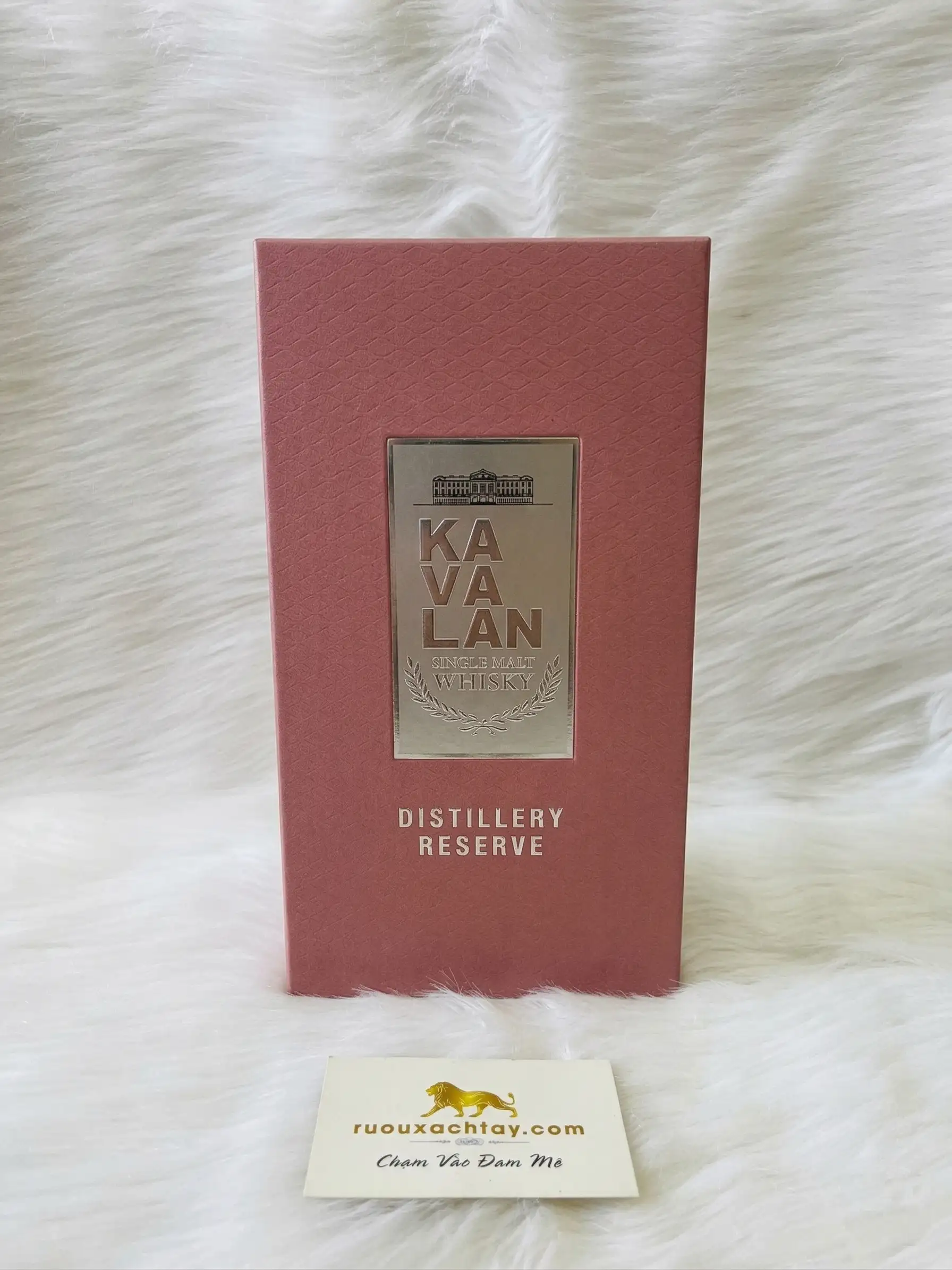 Kavalan Distillery Reserve Madeira Cask 2 Kavalan Distillery Reserve Madeira Cask (4)