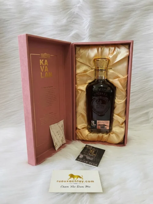 Kavalan Distillery Reserve Madeira Cask (5)