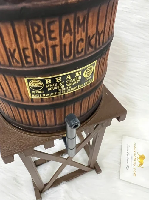 Kentucky Straight Bourbon Whiskey Jim Beam Water Tower Decanter (3)