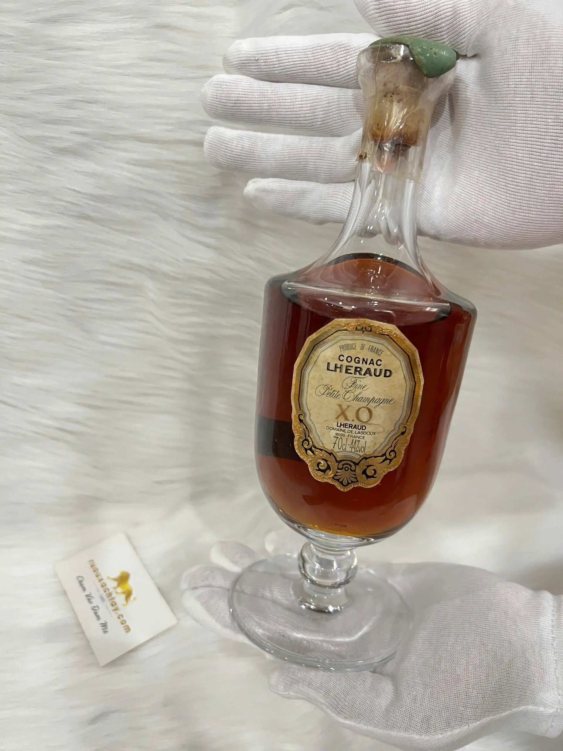 Rượu XO Cognac Lheraud Charles VII 1 Rượu XO Cognac Lheraud Charles VII (1)