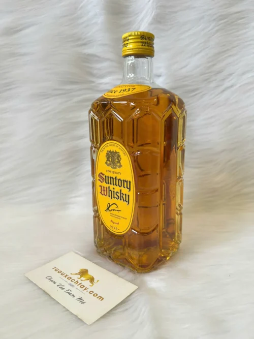 Suntory Whisky Kakubin 4 Suntory Whisky Kakubin (2)