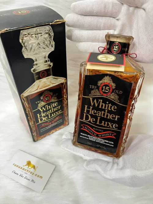White Heather De Luxe 15 Year Old Blended Scotch Whisky (1)