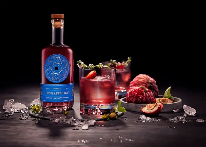 Seven Seasons Bush Apple Gin 2 seven-seasons-spirits-bag-strawberries-and-thyme