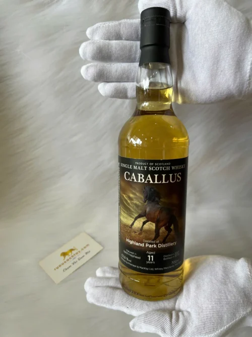 Cửa Hàng Rượu Chivas, 12 Chivas 18, Chivas 21 Xách Tay Uy Tín Tại TP.HCM 30 Caballus Single Malt Scotch Whisky - Highland Park 11 Year Old (1)
